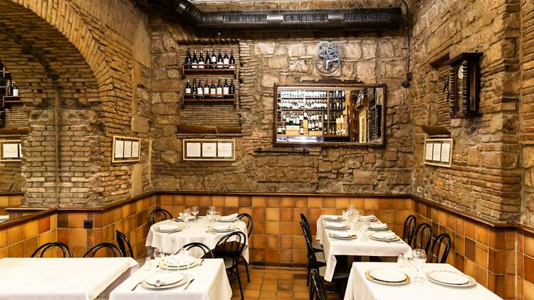 Barra del restaurante de tapas Cal Pep de Barcelona